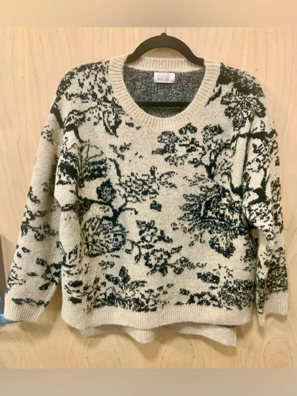 NKN Nekane Lune Floral Jacquard Sweater S/M
